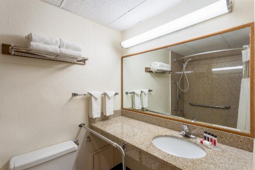 Baymont by Wyndham Queensbury/Lake George image 36